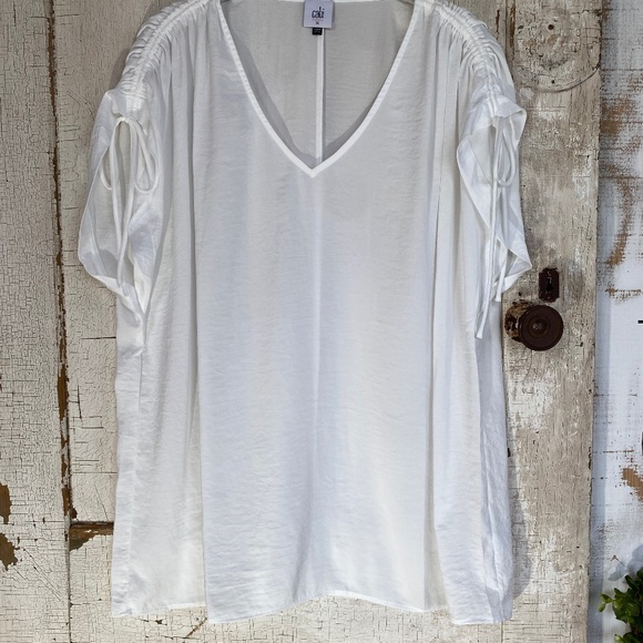 cabi Seaside Top (M).  New, no tag. - Picture 1 of 8